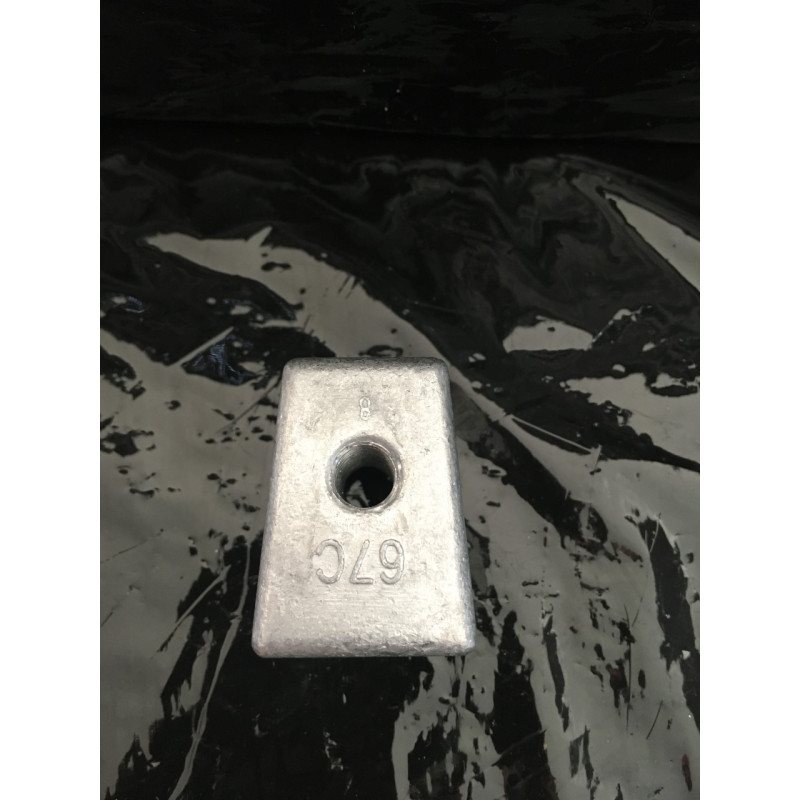 68T-45251-00 ANODO 8 HP